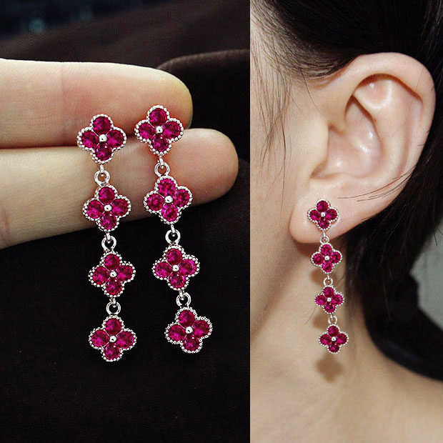 серьги с корундом