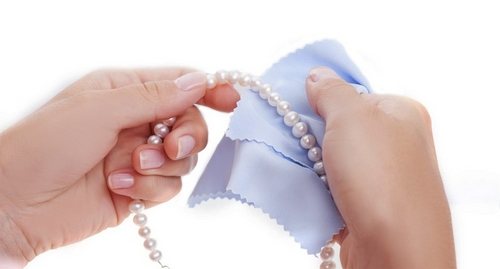 Как самому почистить украшение?