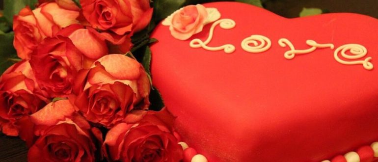 торт лучше всего заказать на День Святого Валентина